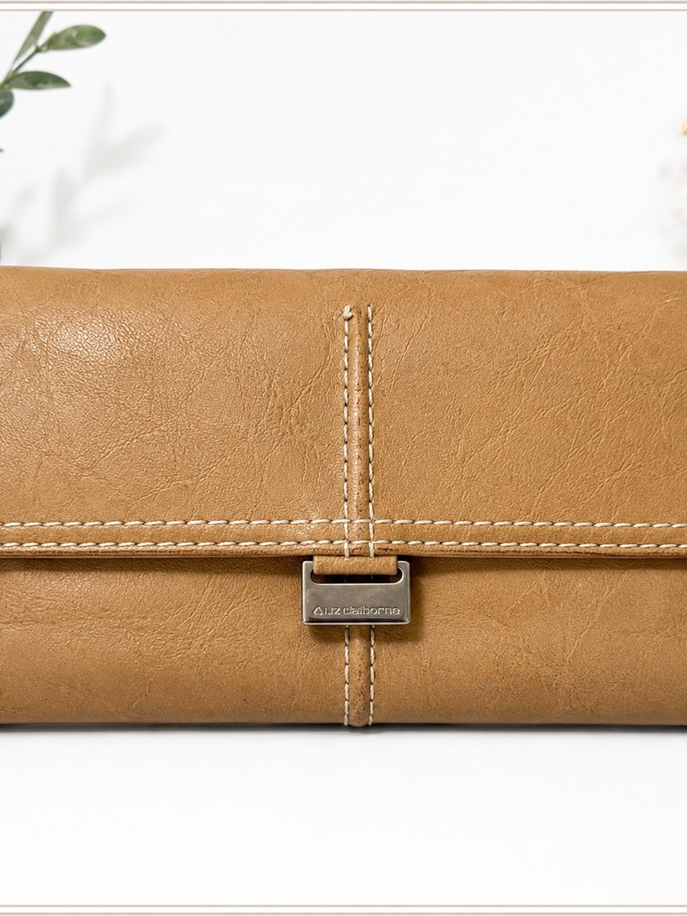 Liz Claiborne Vintage Tan Beige Wallet Organizer Clutch Snap Zip Bifold